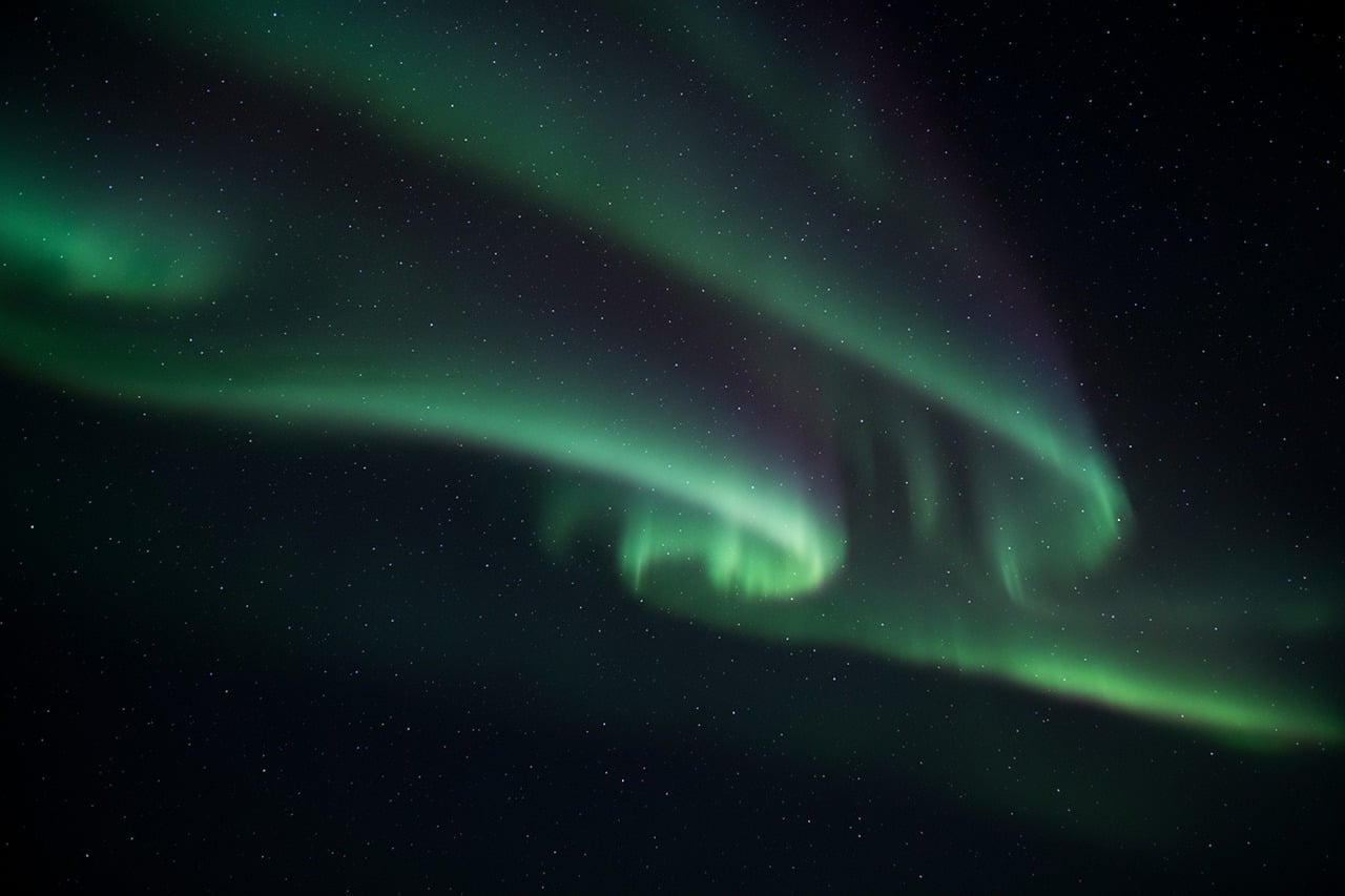 space, dark, aurora, stars, sky, nature, arctic, winter, galaxy, adventure, northern lights, astronomy, beauty of night, night sky, milky way, silence, magical, cinematic, travel, stunning, ai generated