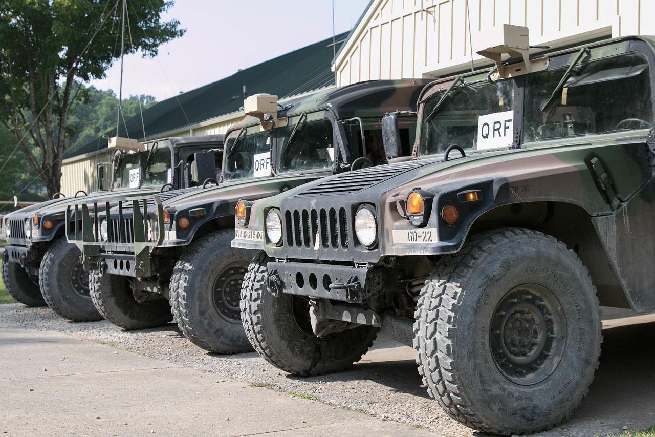 humvee, army, movement, vehicle, standard, transportation, truck, hummer, gray truck, gray army, humvee, humvee, hummer, hummer, hummer, hummer, hummer